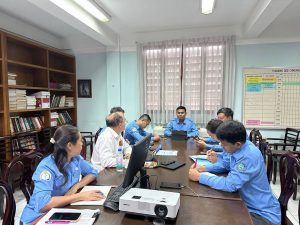 កិច្ចប្រជុំប្រចាំខែ​ ឧសភា​ ឆ្នាំ​២០២៥​ សម្រាប់ ក្រុមប្រឹក្សាគណៈគិលានុបដ្ឋាកមន្ទីរពេទ្យកាល់ម៉ែត ដែលគោរពតាមការណែនាំរបស់គណៈគិលានុបដ្ឋាកកម្ពុជាអាណត្តិទី៣។